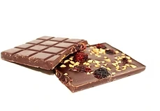 Tablette de chocolat artisanal aux fruits et noix